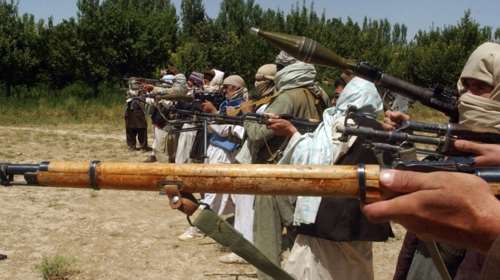 Αφγανιστάν: ΗΠΑ και ΔΝΤ &quot;παγώνουν&quot; τα χρήματα των Ταλιμπάν - Παράθυρο για παραμονή στρατού των ΗΠΑ και μετά τις 31/8