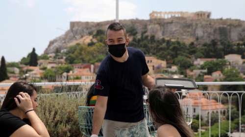 Κορονοϊός: Πώς θα εξελιχθεί η πανδημία τον χειμώνα του 2020 -Τα σενάρια για το 2021