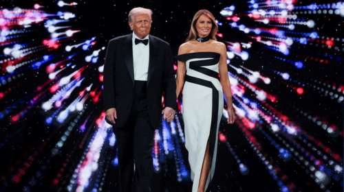 Ντόναλντ Τραμπ: Οι αναρτήσεις του για τα 20 χρόνια γάμου με τη Μελάνια