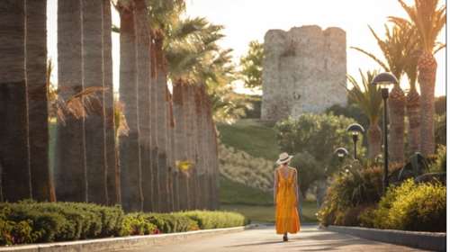 Παγκόσμια Ημέρα Γυναίκας  Ο Όμιλος Sani/Ikos και το Κέντρο &quot;Διοτίμα&quot; στηρίζουν γυναίκες που αντιμετωπίζουν έμφυλη βία και διακρίσεις