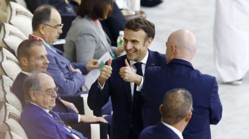 Ο "φίλαθλος" Μακρόν συνεχάρη το Κατάρ για το Μουντιάλ - "Μην δυσανασχετούμε και μην σκιάζουμε την ευχαρίστησή μας"