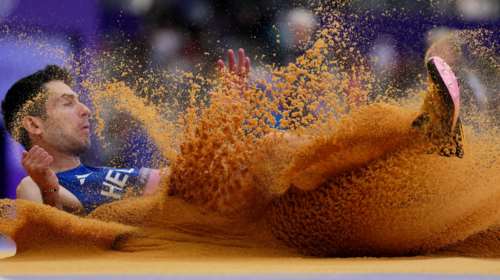 Ο Μίλτος Τεντόγλου προκρίθηκε στον τελικό του μήκους με ένα άλμα - Ιπτάμενος με 8.32 πάει για το χρυσό