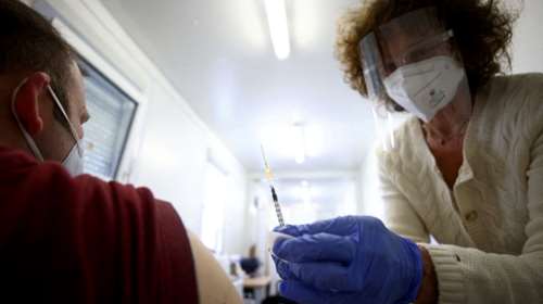 Το τόλμησε η Αυστρία: Υποχρεωτικός ο εμβολιασμός για όλους τους ενήλικες - 3.600 ευρώ το πρόστιμο