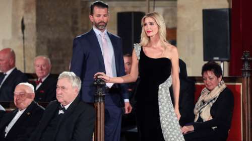 Ανατροπή από την Ιβάνκα Τραμπ: Εκτός προεκλογικής καμπάνιας του πατέρα της - "Δίνω προτεραιότητα στα παιδιά μου"