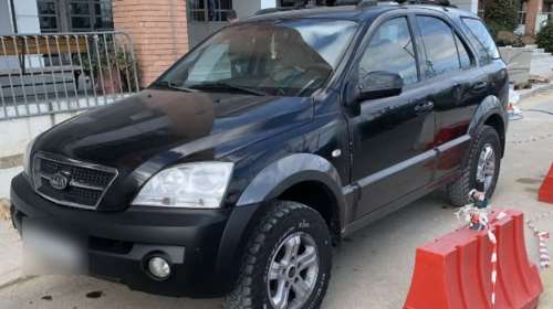 Αθήνα: Συνελήφθη 17χρονος διακινητής στο κέντρο της Αθήνας μετά από καταδίωξη - Μετέφερε στοιβαγμένους 12 μετανάστες