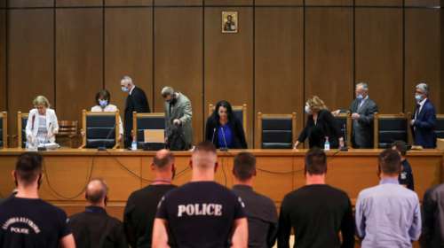 Καταδίκη Χρυσής Αυγής-Η μάχη των ελαφρυντικών: Τον &quot;πρότερο έντιμο βίο&quot; επικαλούνται τα πολιτικά στελέχη της