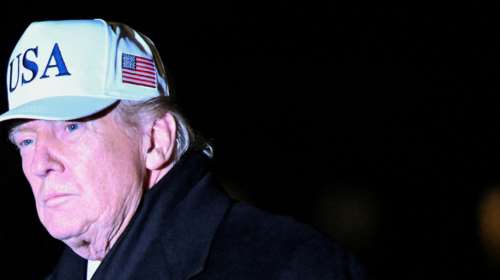 BBC: Οι ΗΠΑ ετοιμάζονται να πλήξουν το Ιραν - Η "αποκωδικοποίηση" των αναρτήσεων του Τραμπ