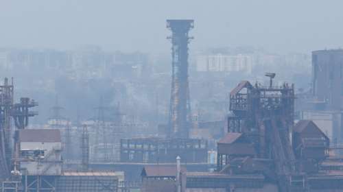 Ουκρανία: Νέο ρωσικό τελεσίγραφο στους υπερασπιστές του Azovstal - "Καταθέστε τα όπλα"