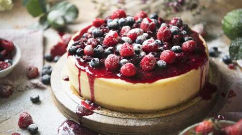 Εορτολόγιο: Ποια ονόματα γιορτάζουν σήμερα, Δευτέρα 18 Δεκεμβρίου