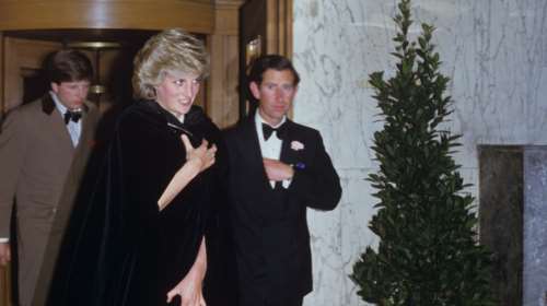 Η ψηλή Νταϊάνα και το κόμπλεξ του Καρόλου: Το μοντάζ για να φαίνεται κοντή και η &quot;μπηχτή&quot; για την κοντή βασιλική οικογένεια