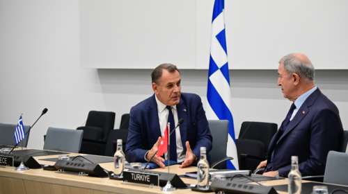 Επικοινωνία Παναγιωτόπουλου-Ακάρ: Συμφώνησαν σε ανοιχτούς διαύλους επικοινωνίας και συναντήσεις των δύο πλευρών