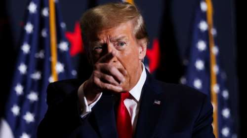 Ο Ντόναλντ Τραμπ &quot;έσπασε¨τη σιωπή του για τον Ναβάλνι... χωρίς να πει λέξη για τον Πούτιν