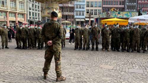 Εμβόλιο Pfizer - Γερμανία: Ο στρατός θα φυλά τις αποθήκες με τις πρώτες δόσεις