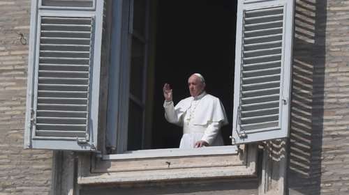 Σε νέο τεστ για τον κορονοϊό υπεβλήθη ο πάπας Φραγκίσκος