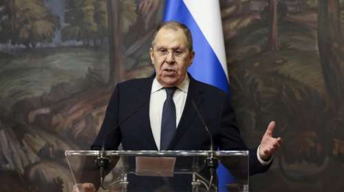 Λαβρόφ: Η Ρωσία ελπίζει να συνεχίσει τον διάλογο στη σύνοδο κορυφής της Αλάσκας