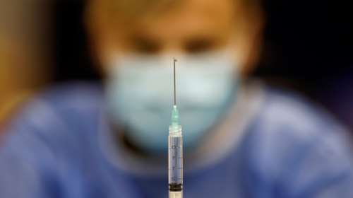 BioNTech - Pfizer: Ξεκινούν τεστ εμβολίων που θα προστατεύουν από πολλές μεταλλάξεις του κορονοϊού