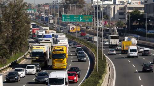 Καραμπόλα στην Αθηνών - Λαμίας στη Μαλακάσα: Έξι άνθρωποι τραυματίστηκαν