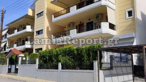 Καμένα Βούρλα: Τη σκότωσε για το &quot;κομπόδεμα&quot; - Στα χέρια της ΕΛΑΣ ύποπτη που βοηθούσε την 84χρονη