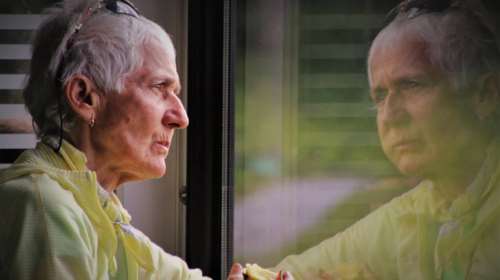 Οι ασθενείς με κορονοϊό κινδυνεύουν περισσότερο από Αλτσχάιμερ και Πάρκινσον