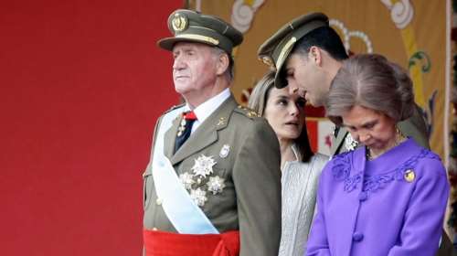 Χουάν Κάρλος: Μισητός μεν, αλλά οι Ισπανοί δε θέλουν να εγκαταλείψει τη χώρα