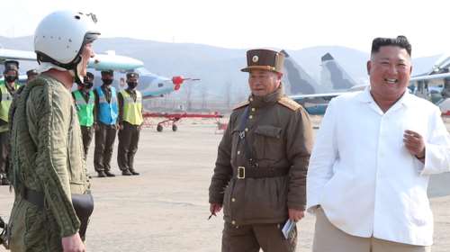 Σύγχυση με τον Κιμ Γιονγκ Ουν: Είναι σε κώμα λένε Ιάπωνες, τί υποστηρίζει η αμερικανική ομάδα που τον &quot;παρακολουθεί&quot;