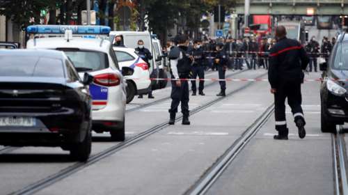 Απίστευτη τραγωδία στη Γαλλία: Ο ισλαμιστής αποκεφάλισε γυναίκα- 3 οι νεκροί και πολλοί τραυματίες [εικόνες-βίντεο]