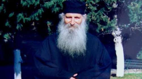 Άγιος Ιάκωβος Τσαλίκης: Ποιος ήταν ο μοναχός που βάφτισε τον Στέφανο Κασσελάκη και έχει αγιοποιηθεί [εικόνες, βίντεο]