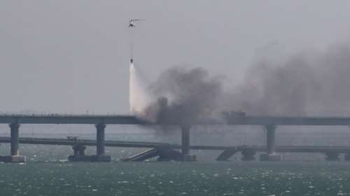 Ρωσία: Αποκαταστάθηκε η λειτουργία του οδικού τμήματος της γέφυρας της Κριμαίας