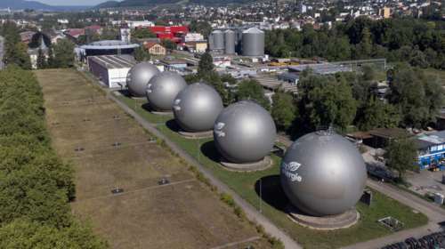 Bloomberg: Αυτό είναι το τελικό σχέδιο της Κομισιόν για το πλαφόν στην τιμή του φυσικού αερίου