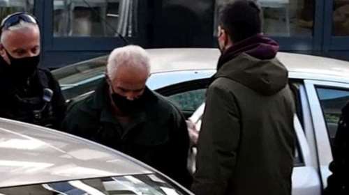 Σοκ: Ο μητροκτόνος στα Γρεβενά είχε σκοτώσει και τη γιαγιά του -&quot;Την έπνιξα γιατί έκαψε το φαΐ&quot;