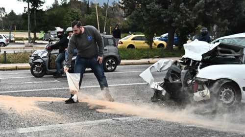 Ξεκληρίστηκε οικογένεια στην Κατεχάκη: Νεκροί πατέρας, μητέρα και γιος - Πώς έγινε το σοκαριστικό τροχαίο [εικόνες]