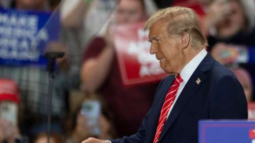 Πανίσχυρος ο Τραμπ: Πήρε και την Αριζόνα σαρώνοντας τις επτά swing states - Αφήνει εκτός κυβέρνησης Πομπέο και Χέιλι