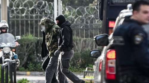 &quot;Σύμπραξη Εκδίκησης&quot;: Στη φυλακή οι 6 συλληφθέντες για τρομοκρατικές επιθέσεις- &quot;Δικαίωμα σιωπής&quot; ο ένας πυροτεχνουργός