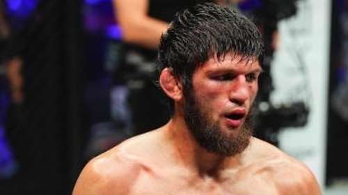 Σοκ στο Νταγκεστάν: Πυροβόλησαν πολλές φορές μαχητή του ΜΜΑ - Πώς κατάφερε να βγει ζωντανός από την ενέδρα