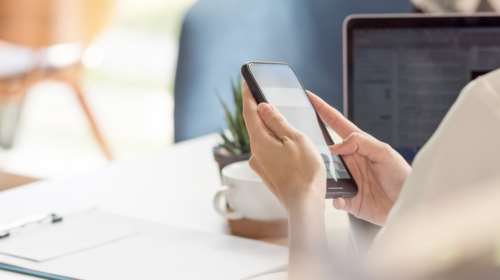 Πρεμιέρα σήμερα για την ψηφιακή κάρτα εργασίας: Οσα πρέπει να γνωρίζουν εργαζόμενοι και εργοδότες