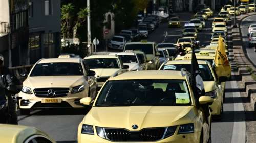 Ταξί Αττικής: Νέα 48ωρη απεργία την Τρίτη 20 και Τετάρτη 21 Ιανουαρίου - "Αλαζονική η στάση του Κυρανάκη", λέει το ΣΑΤΑ