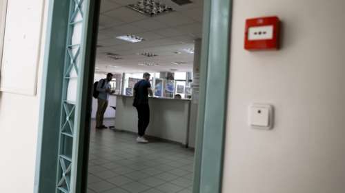 Ραβασάκι της ΑΑΔΕ: "Κάνε μόνος σου" τον υπολογισμό του φόρου - Εκπνέει η προθεσμία για την πληρωμή της πρώτης δόσης