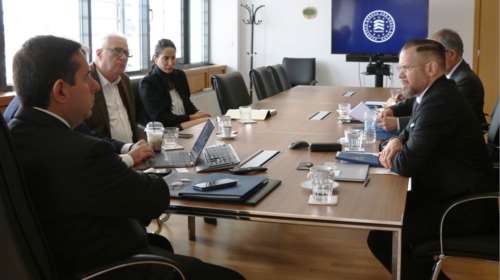 Συμφωνία Υπουργείου Μετανάστευσης και Frontex: Ενίσχυση της εθελοντικής επιστροφής μεταναστών