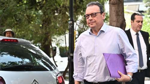 Φάμελλος για Κασσελάκη: Θεωρώ απαράδεκτο να είναι υποψήφιος κάποιος που έχει κάνει εξώδικο στο κόμμα