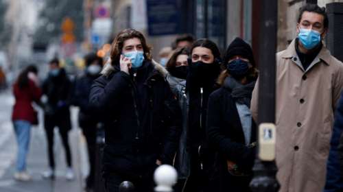 Μετάλλαξη Όμικρον: Καλπάζει ο κορονοϊός - Νέα ρεκόρ κρουσμάτων σε Γαλλία και Βρετανία
