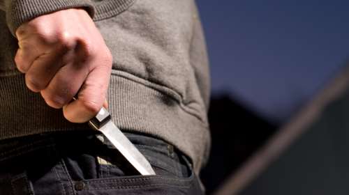 Εξαρθρώθηκε σκληρή συμμορία ανηλίκων που λήστευε περαστικούς με μαχαίρια - Είχαν ρημάξει την Αθήνα