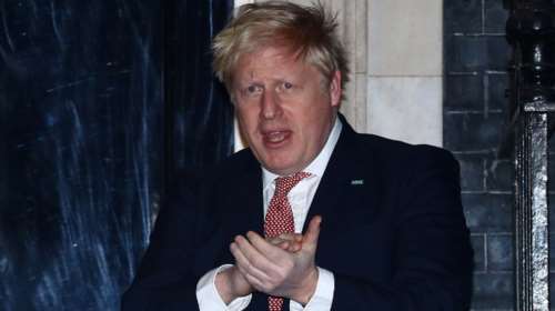 Σε καλύτερη κατάσταση ο Μπόρις Τζόνσον - Υποχώρησε ο πυρετός