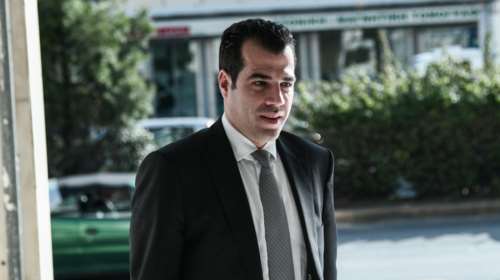 Πλεύρης: Πριν 5 χρόνια ξυπνούσα από τη διασωλήνωση - Κανένας δεν αξίζει να βρεθεί σε ΜΕΘ όταν υπάρχει εμβόλιο