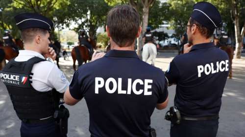 Γαλλία: Συνελήφθη 15χρονος με μαχαίρι έξω από συναγωγή στο Στρασβούργο