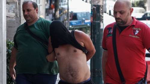 Σαλαμίνα: Ο 35χρονος είχε παρενοχλήσει σεξουαλικά και 14χρονη μέσα σε λεωφορείο - "Με πλησίασε πριν 3 εβδομάδες στην παραλία"