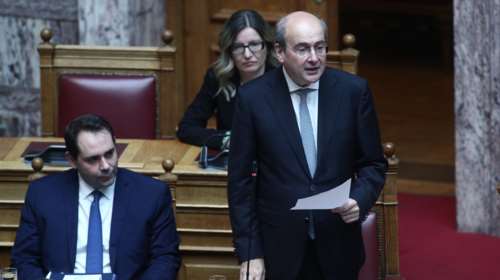 Προϋπολογισμός 2024: Ο πρώτος μετά την ανάκτηση της επενδυτικής βαθμίδας - Ανάπτυξη 2,4% το 2023 και 2,9% το 2024