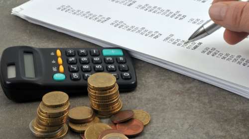 Περισσότερες από 8 καταγγελίες την ώρα για υποθέσεις φοροδιαφυγής