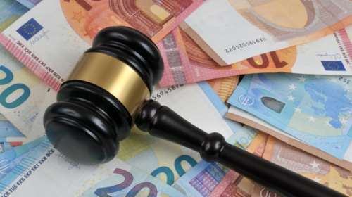 Πάρτι φοροδιαφυγής: Πάνω από... 150.000 καταγγελίες σε ΑΑΔΕ και appodixi - &quot;Μπόνους&quot; από 100 έως 3.000 ευρώ