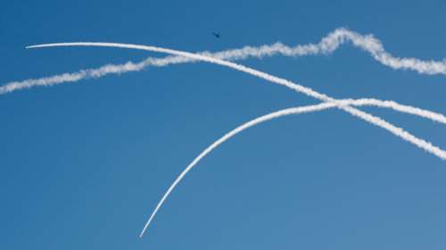 Ισραήλ: Ισχυρή έκρηξη στην περιοχή Τελ Αβίβ από βλήμα που εκτοξεύτηκε από τον Λίβανο - Γιατί δεν ήχησαν σειρήνες