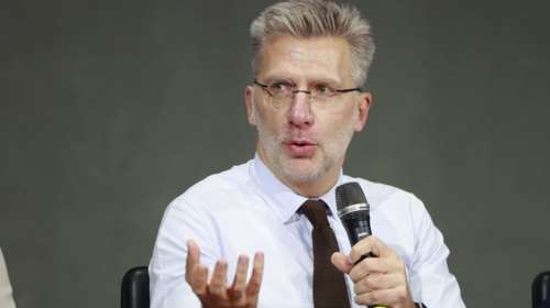 Στη Δίωξη Ηλεκτρονικού Εγκλήματος ο Σκέρτσος για fake αναρτήσεις κατά του Σαμαρά - Η &quot;μπηχτή&quot; για τον Τσιούτσια